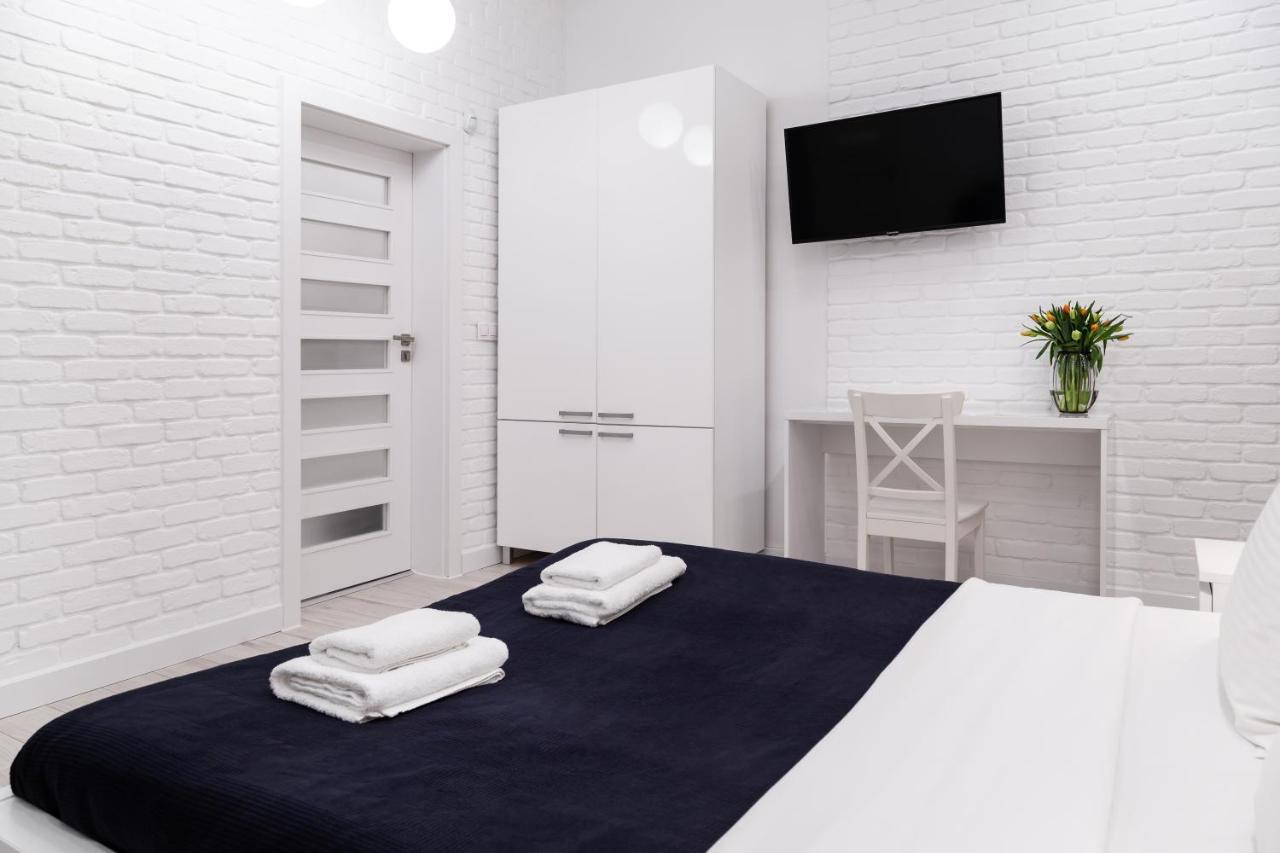 Househost Apartment: Bonerowska 5/11 クラクフ エクステリア 写真